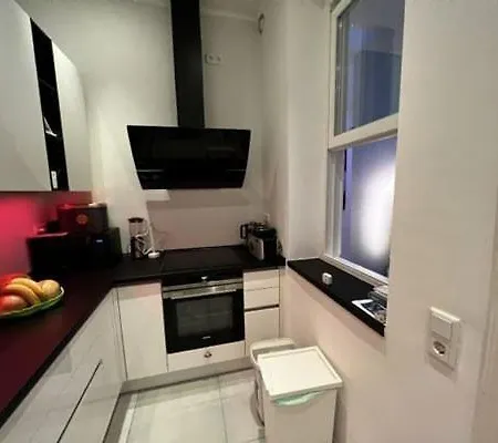 Cozy Apartment In City Center, Free Wi-Fi *