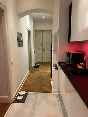 Къща за гости Cozy Apartment In City Center, Free Wi-Fi София